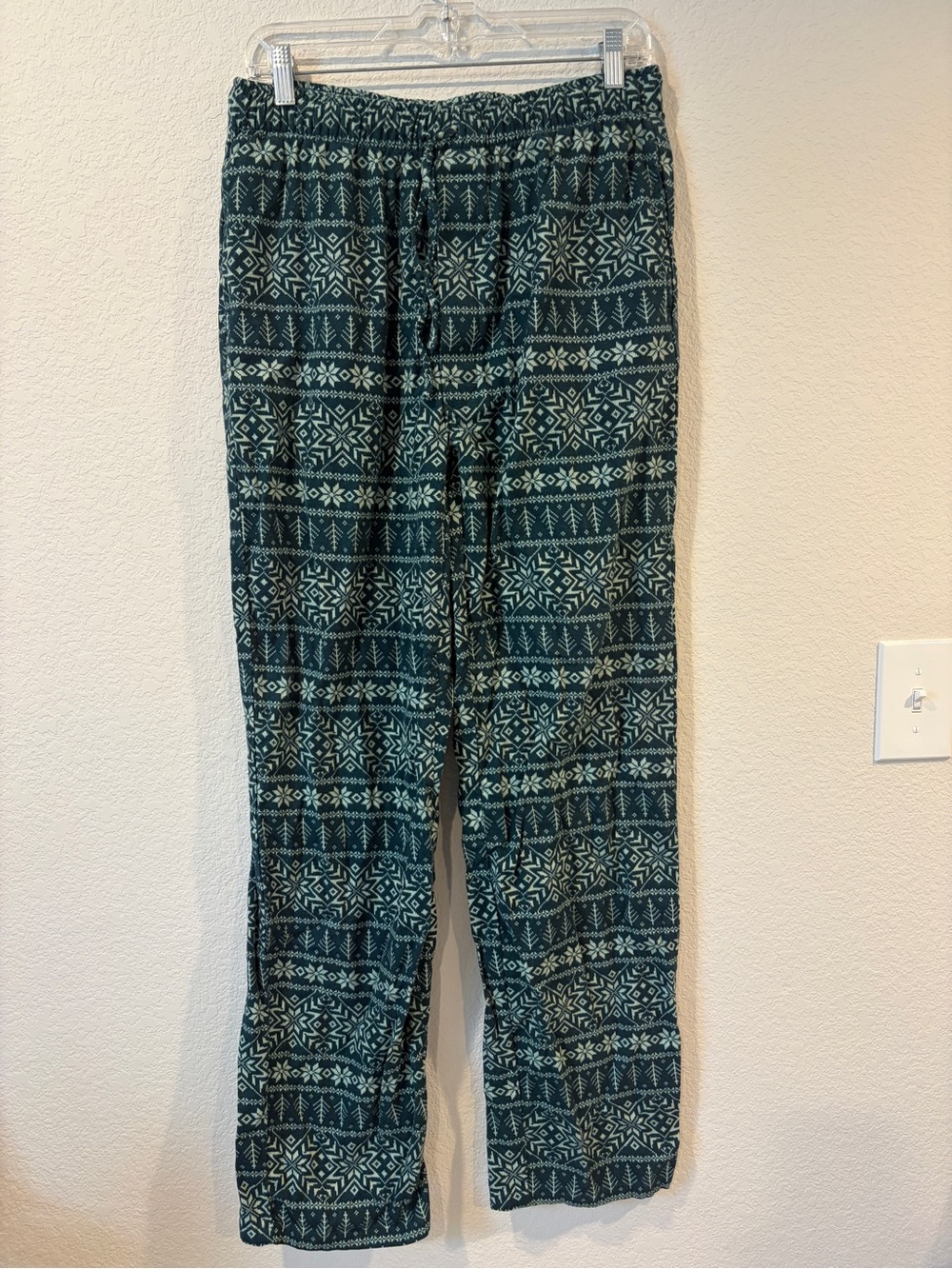 Lands’ End Men’s Green Winter Plaid Cotton PJ Pant with Pockets - MT